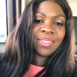 Meet your Posher, Yvette